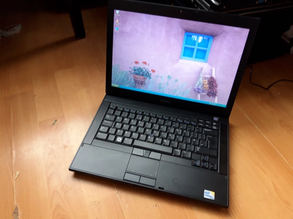 VERY FAST Dell Windows XP Laptop: 2.53GHz + 500GB HDD + 4GB RAM +Firewire (D3) - Image 4 of 4