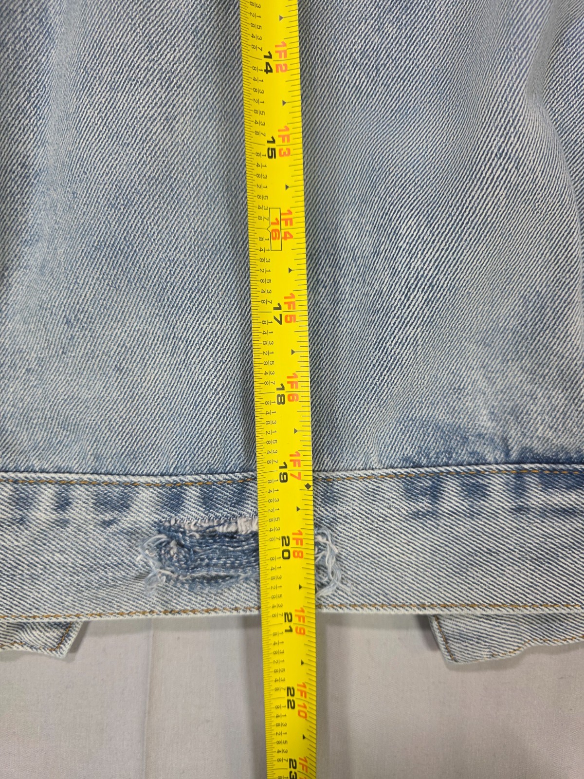 POL Star Patch Distressed Denim Jacket Cropped Bo… - image 7