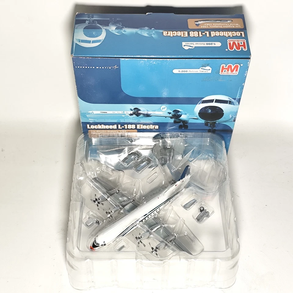 1:200 Hobby Master Los Angeles Dodgers Lockheed L-188 Electra HL1015 - Image 4 of 4