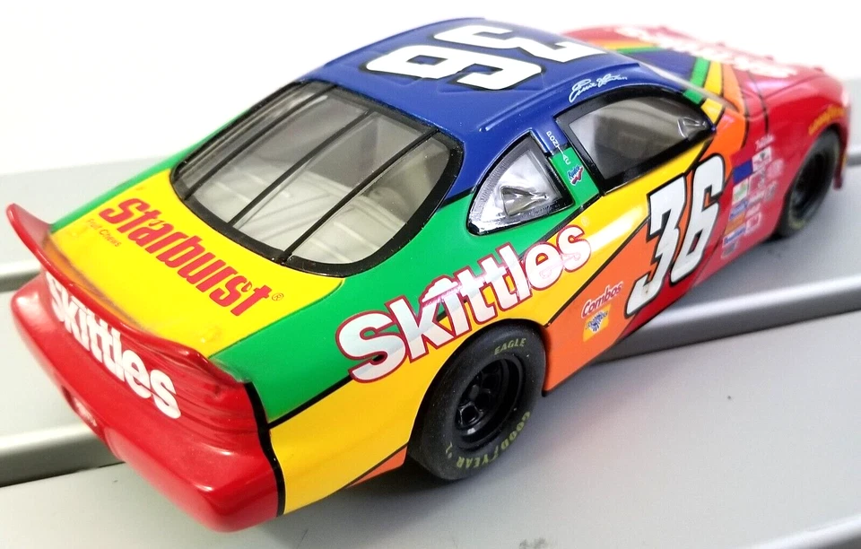 Hot Wheels 1997 NASCAR DIECAST 1:24 #36 ERNIE IRVAN SKITTLES PONTIAC GRAND PRIX Foto 4 de 4