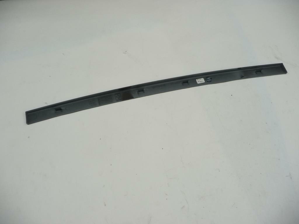 2009-2014 Ferrari California Rear bumper Upper Trim 69769100 OEM