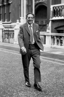 Jimmy Sirrel Manager Of Notts County In London To Give Evidence In 1974 PHOTO