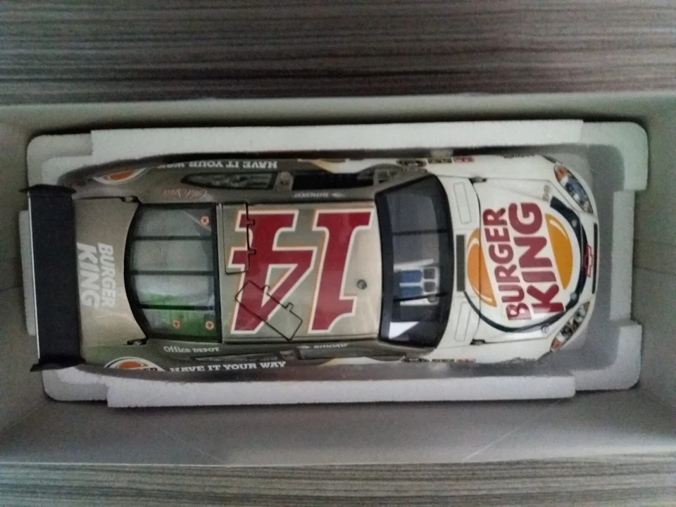 1/24 ACTION modellino metallo Jeff Gordon 2009  Impala Burger King - Immagine 4 di 4