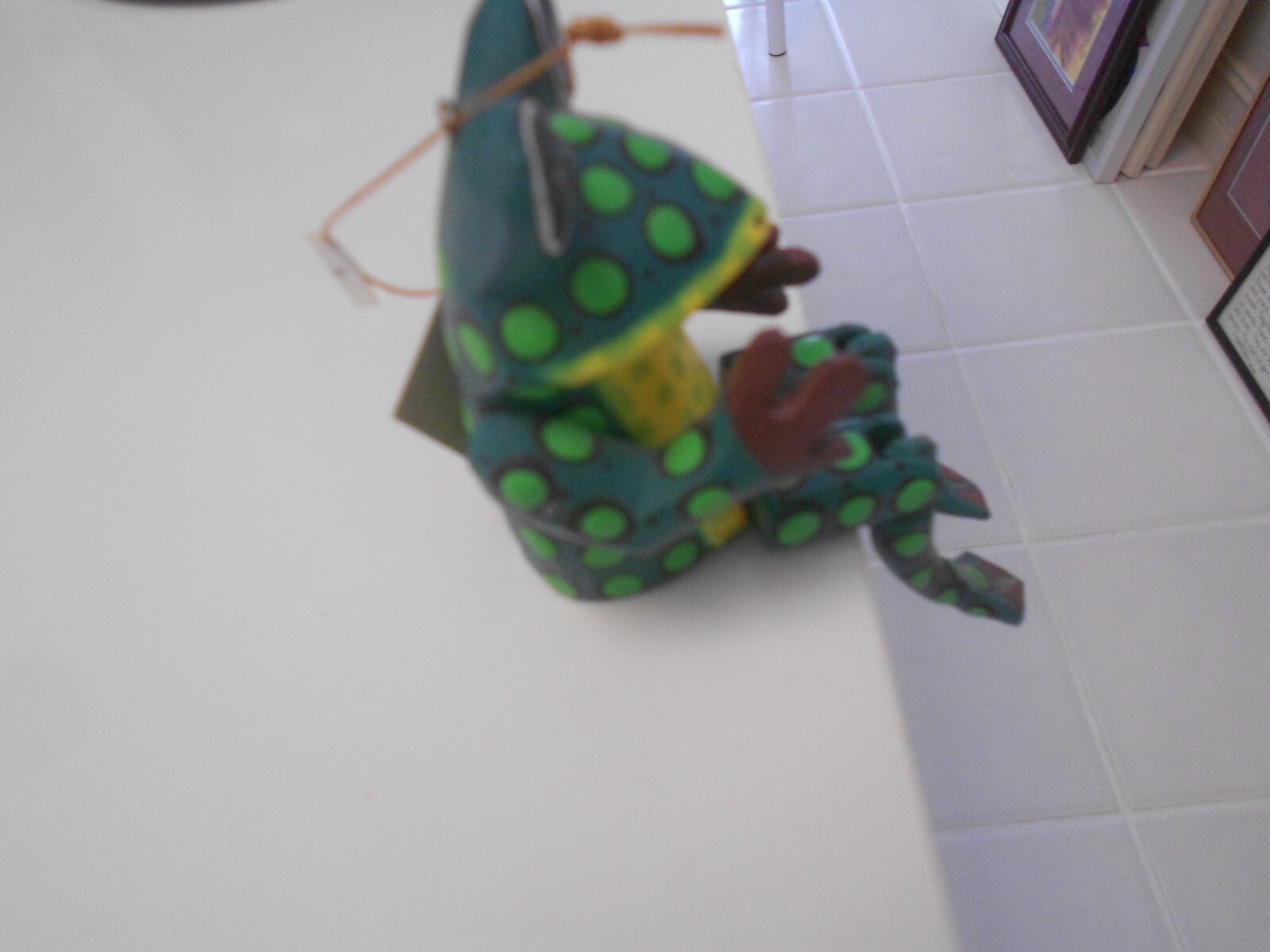 erik & mike/bali indonesia wood shelf sitting frog jointed 5 1/2" lenght tag on