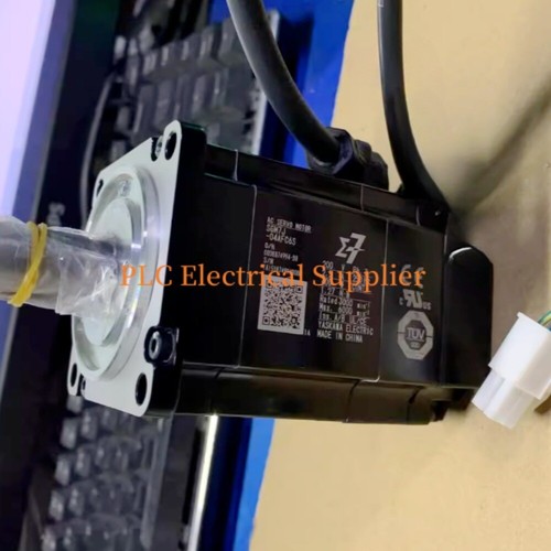 SGM7J-04AFC6S 1PCS New in Box Yaskawa SGM7J-04AFC6S AC Servo Motor Fast Shipping - Picture 2 of 3