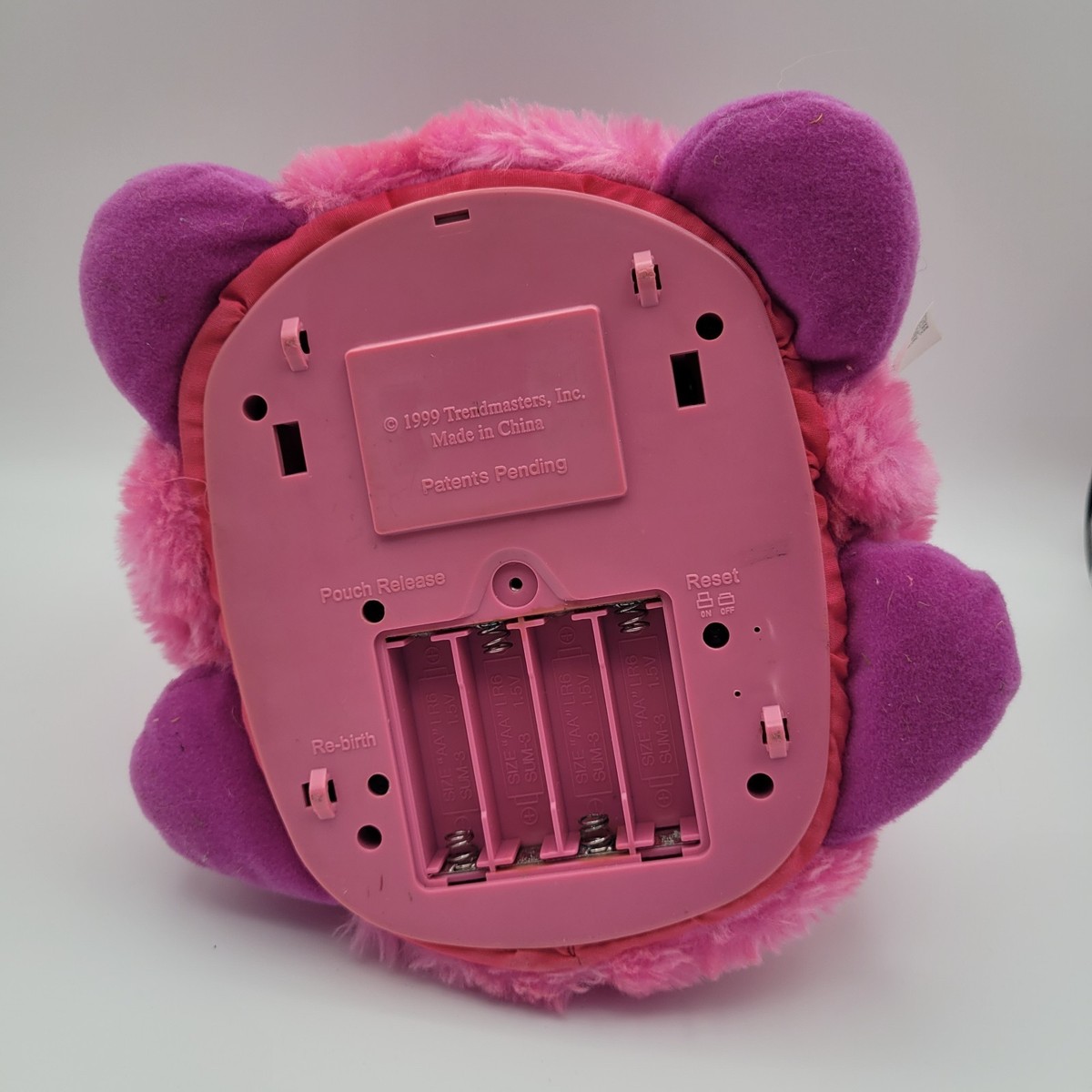 Trendmasters Wuv Luv 1999 Pink Mama and Baby Egg Talking