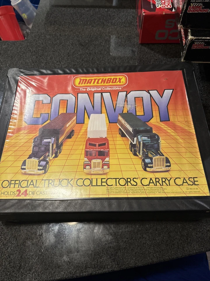 MATCHBOX 1/64 SCALE CONVOY LOT OF 16 SEMIS  And More With CASE Excellent - Image 2 of 4