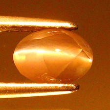 0.81Ct UNHEATED NATURAL CHRYSOBERYL CAT'S EYE FROM SRILANKA