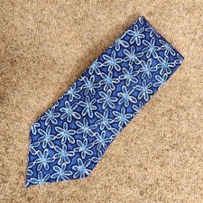 Vintage Gap Men Dress Suit Necktie Floral Blue Preppy Silk Made in the USA 59"