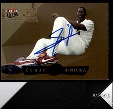 2002 Ultra #84 Edgar Renteria Auto Signed IP Gold Medallion St. Louis Cardinals