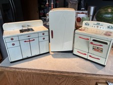 1950s Wolverine Tin Toy Child's Kitchen Set: Stove, Fridge, Sink Play Set