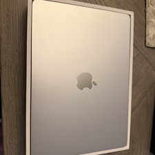 Apple MacBook Air 13'' (256GB Apple M4) Laptop -  Silver  2025 16gb Memory