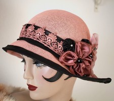 1920s Vintage Style Flapper Cloche Summer Sinamay Hat in Dusty Pink