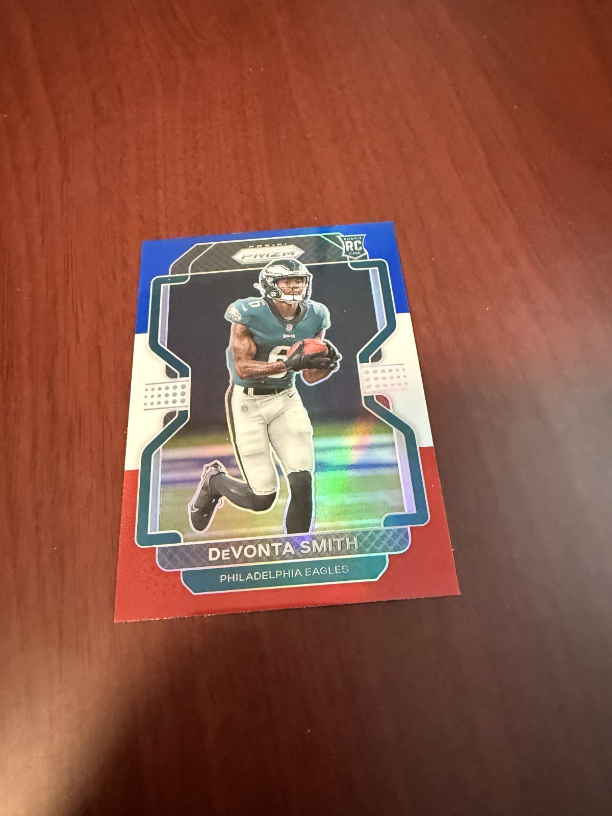 2021 Panini Prizm Red White Blue Prizm #335 DeVonta Smith Rookie Card