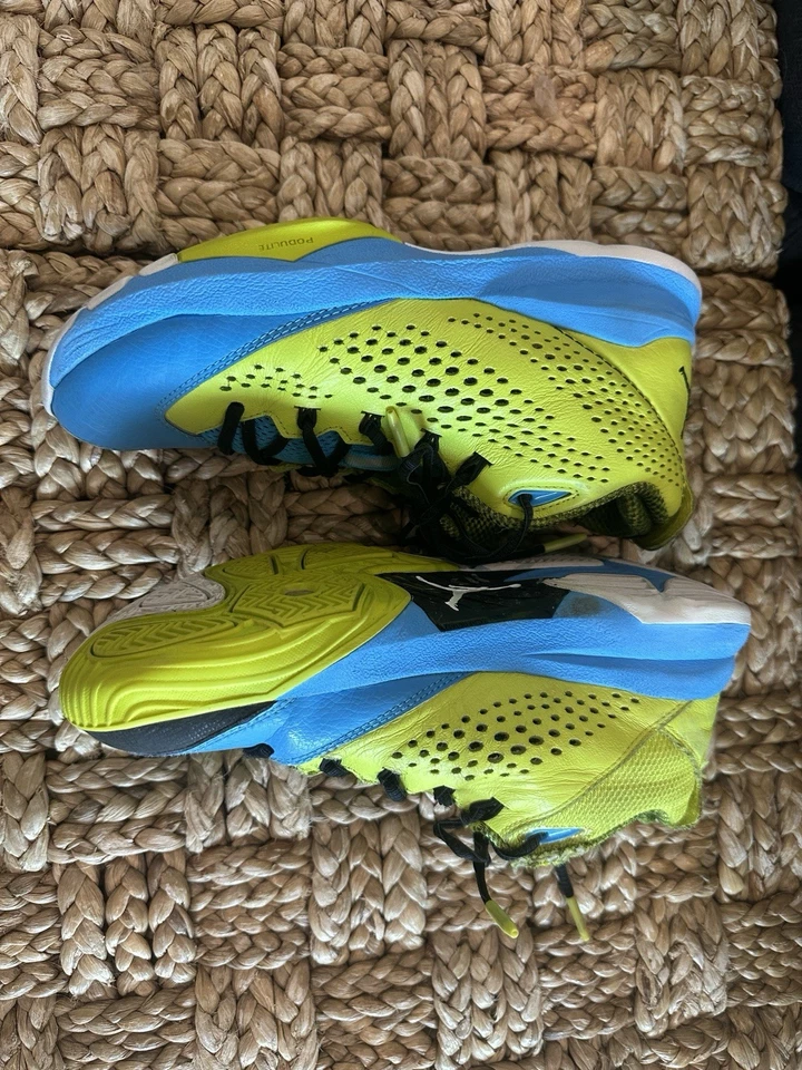 Talla 7 - Air Jordan CP3.VII Venom Green Foto 3 de 4