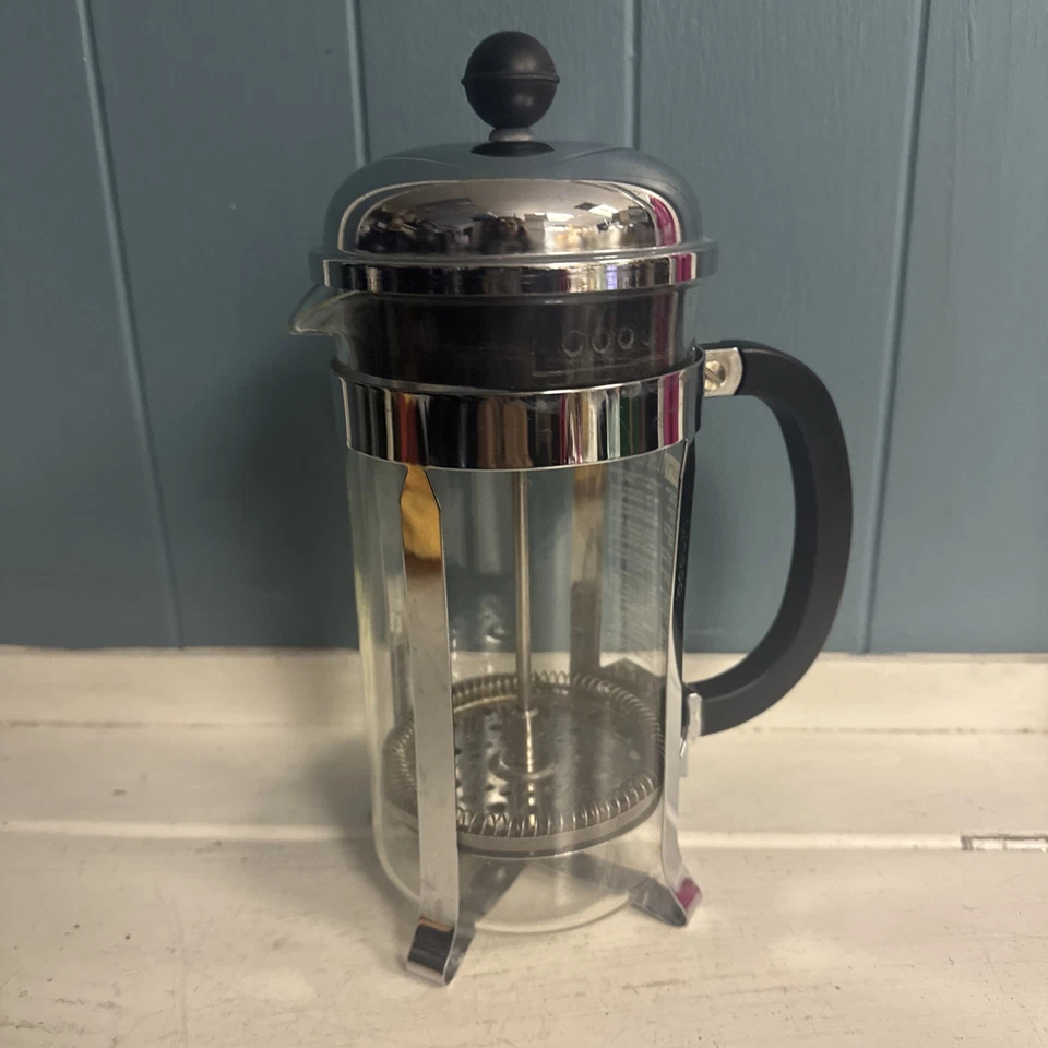 Bodum French Press Coffee Maker #157 Steel / Black 4 Cup 32 oz Made in Portugal - Image 2 of 4