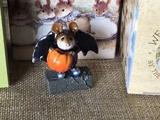 Wee Forest Folk M-298a IS THAT ALL (LTD) Retired