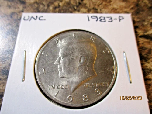 1983-P KENNEDY HALF DOLLAR UNC    SS3