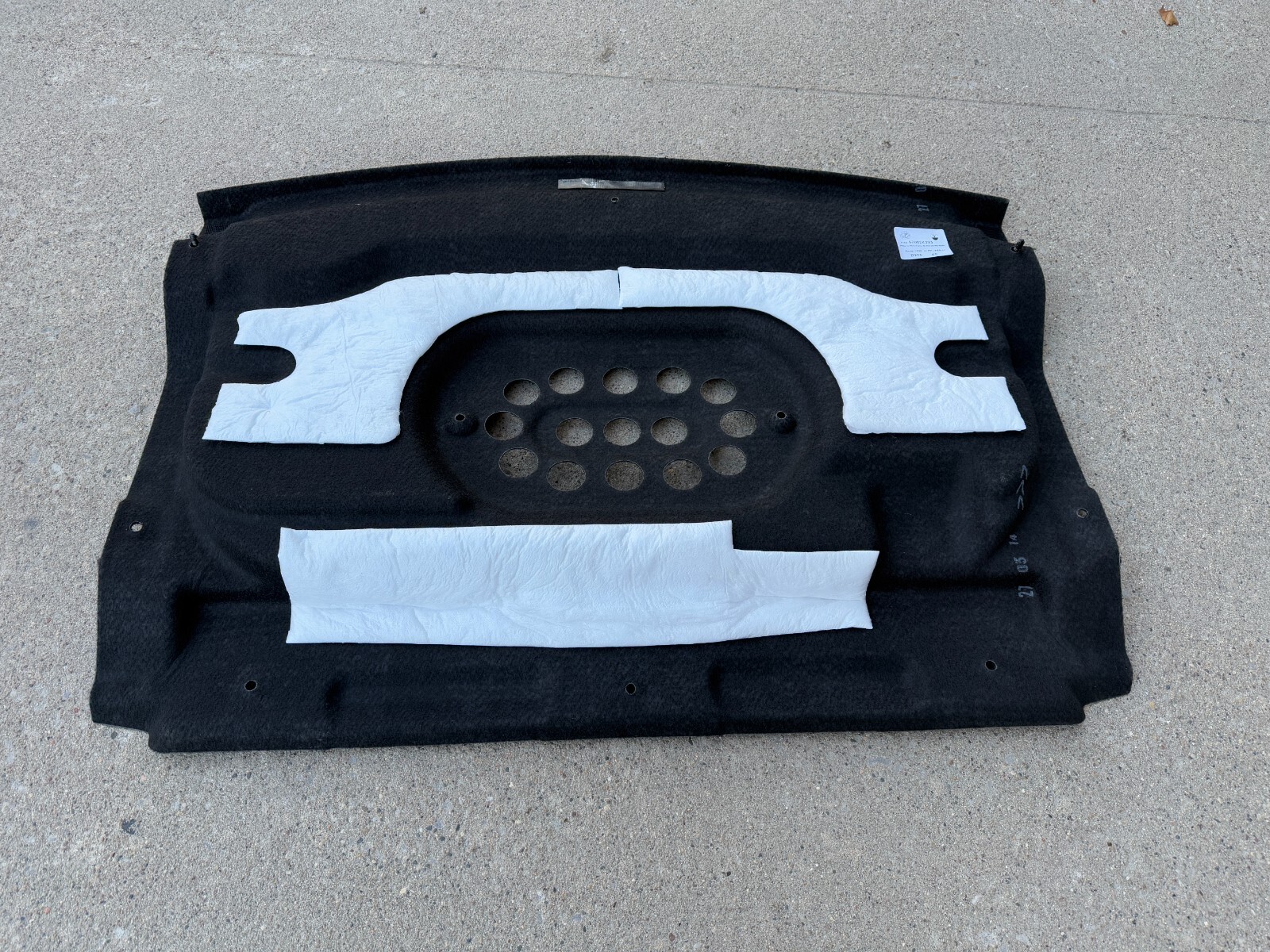 P50176 2014-2020 Maserati Quattroporte Trunk Upper Carpet Cover Trim 670024393