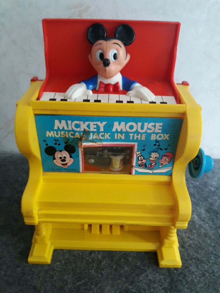 VINTAGE 1973 DISNEY MICKEY MOUSE MUSICAL JACK IN THE BOX PIANO
