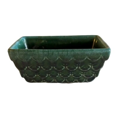 Vtg HULL USA A4 Pottery Green Seafoam Scalloped Rectangular Floral Line Planter