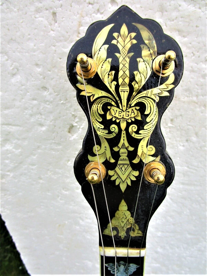 VEGA ARTIST TENOR BANJO, 1926, TUBAPHONE TONE RING. FANCY INLAYS, CARVED HEEL - Image 2 of 4