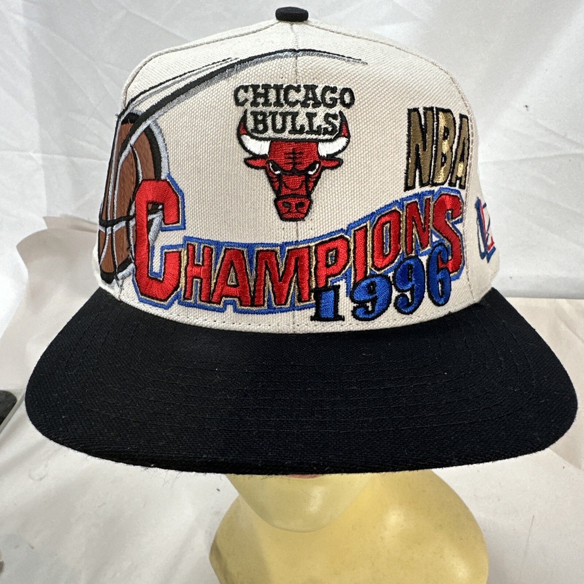 Vintage 1996 Chicago Bulls Championship Snapback Hat Logo Athletic