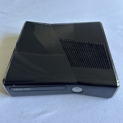 Microsoft Xbox 360 S Slim Model 1439 Defekt Schwarz