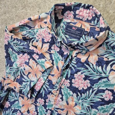 Vineyard Vines Murray Shirt Mens Medium Blue Pink Floral Hawaiian Button Up Camp