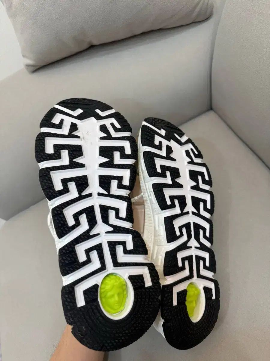 Versace Trigreca Jacquard Shoes Sneakers Size 40 Luxury Designer Limited Edition thumbnail 6