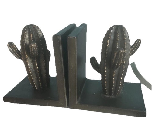 Southwest western decor cactus shaped figurines | Bookends