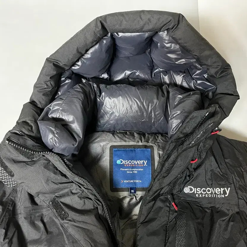 Discovery Goose Down Padding Jacket Size 95 - image 7