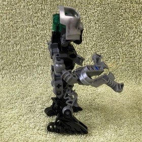 LEGO Bionicle Matoran of Metru Nui 8609 - TEHUTTI - Complete Except NO Disc