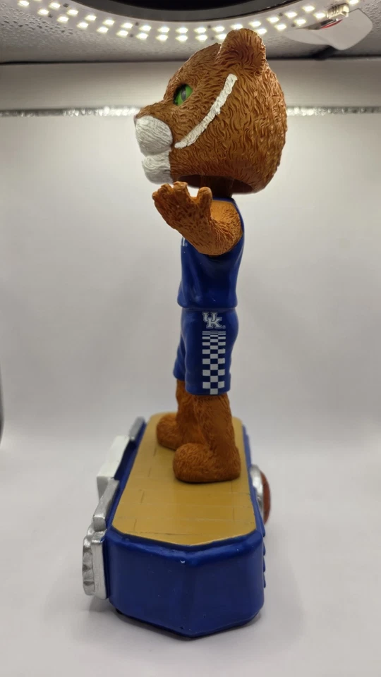 Kentucky Wildcats Mascot University of Kentucky Foco 53/2019 Bobblehead NCAA - Image 4 of 4