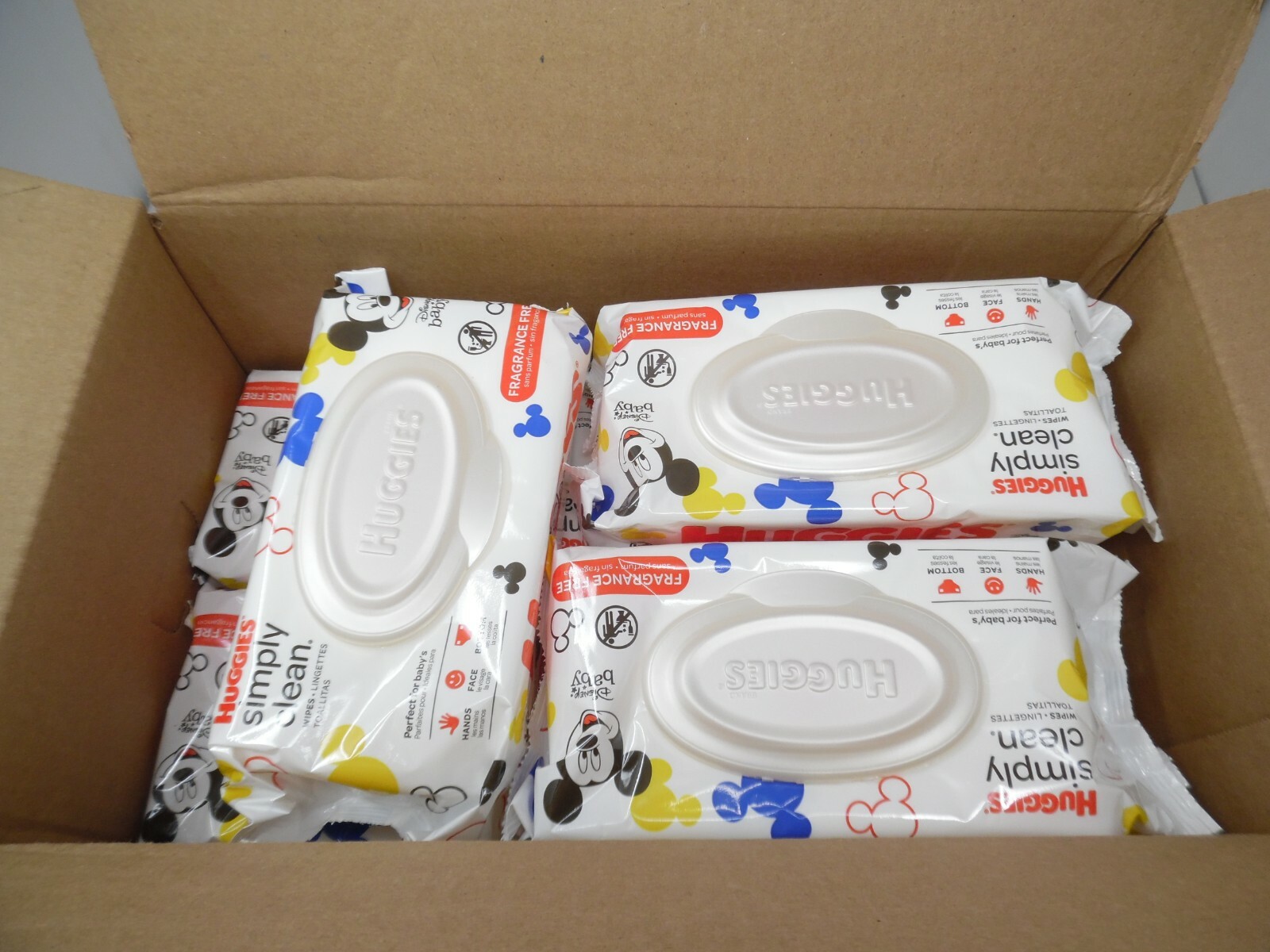 huggies simply clean wipes 704