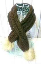 crochet womans handmade keyhole scarf cowl faux fur pom pom brown new