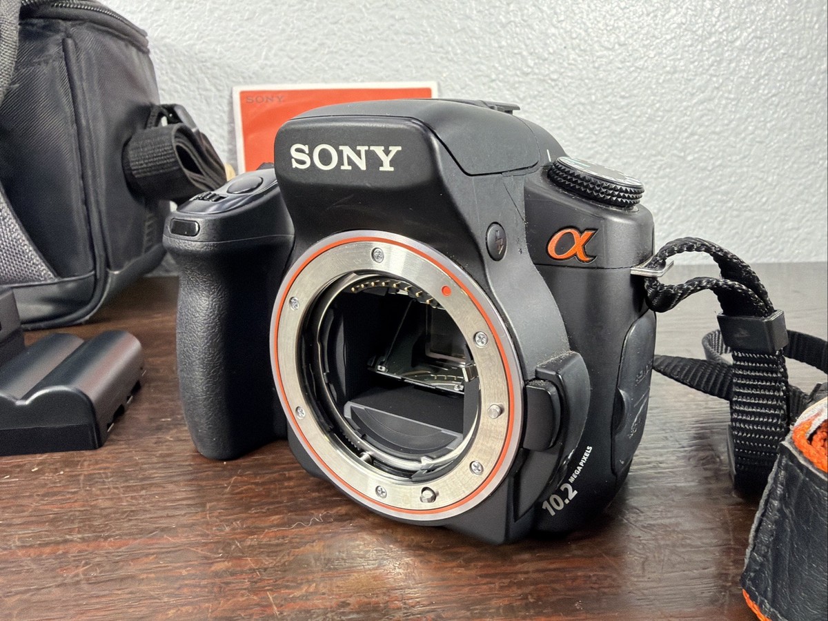 Sony Alpha a300 10.2MP Digital SLR Camera - Black (Kit w/ DT 18