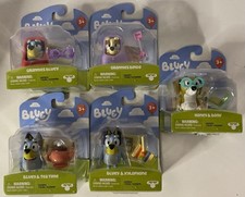 Bluey - Lot de 5 figurines neuves Moose, Honney, Grannies Bluey, Grannies Bingo