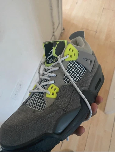 Jordan 4 Retro SE Mid Neon 95 da uomo taglia UK 4 5