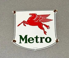 VINTAGE 13” MOBIL METRO PEGASUS GARGOYLE PORCELAIN SIGN CAR GAS TRUCK AUTO OIL