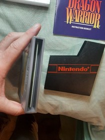 DRAGON WARRIOR w/box & manual for Nintendo NES  - ALL NEAR-MINT! - Works GREAT!