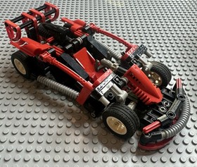 LEGO TECHNIC: Slammer Turbo (8242) - Incomplete Set