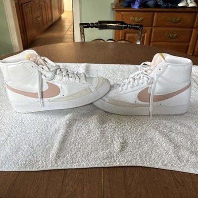 Nike Blazer Mid '77 Vintage White Pink Women's Size 10 CZ1055-118 Very Good