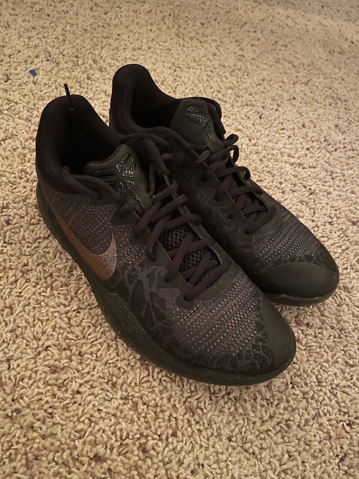 size 7.5 mens basketball shoes
