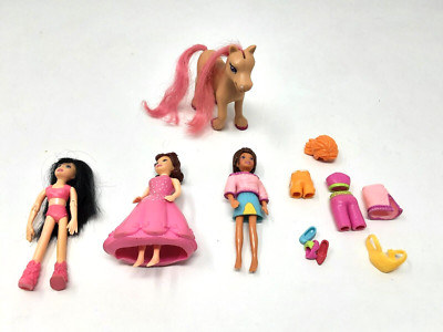 Mattel Polly Pocket Glam Pony 3 Puppen inkl. Dance n Groove Puppe & Zubehör
