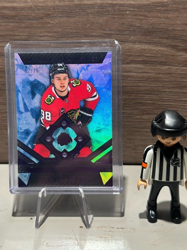 Carte Connor Bedard - Rookie Logo Jumbo Auto - Upper Deck Black Diamond 23/24