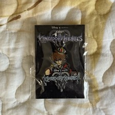 Kingdom Hearts III Enamel Pin Disney Deluxe K...