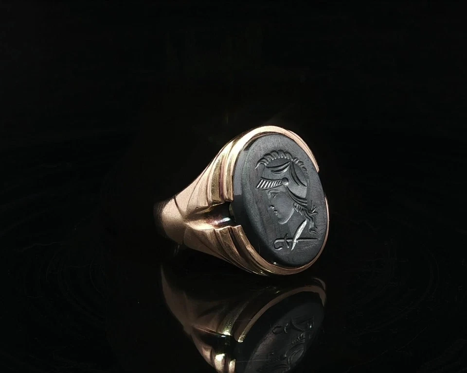 Anillo acanalado hematita talla troyana intaglio oro amarillo 10k vintage para hombre Foto 2 de 4