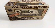 1994 OFFICIAL PACE CAR "BRICKYARD 400" CHEVROLET MONTE CARLO 1:25 SCALE