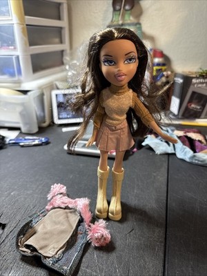 Bratz Vintage Wintertime Wonderland Dana Doll And Coat 2001